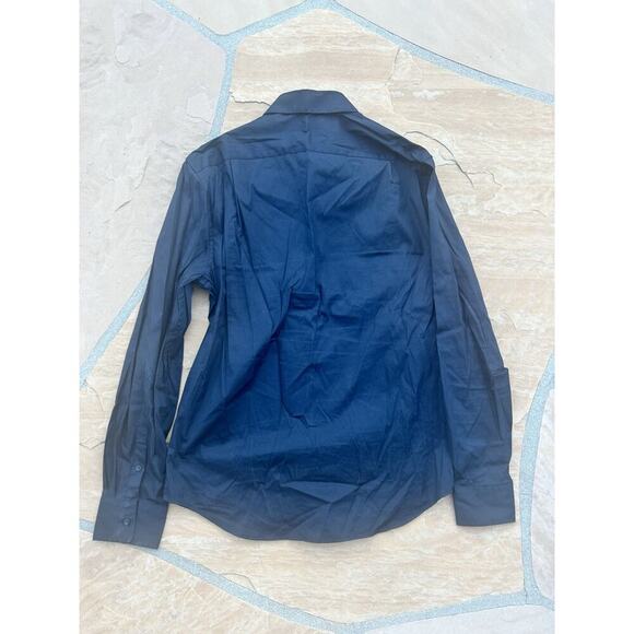 Vince Navy Solid Long Sleeve Button Down Size Medium - Picture 4 of 4